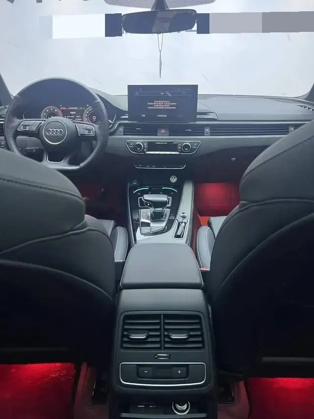 Audi A4L 2023 model, 40 TFSI Luxury Dynamic Edition 9