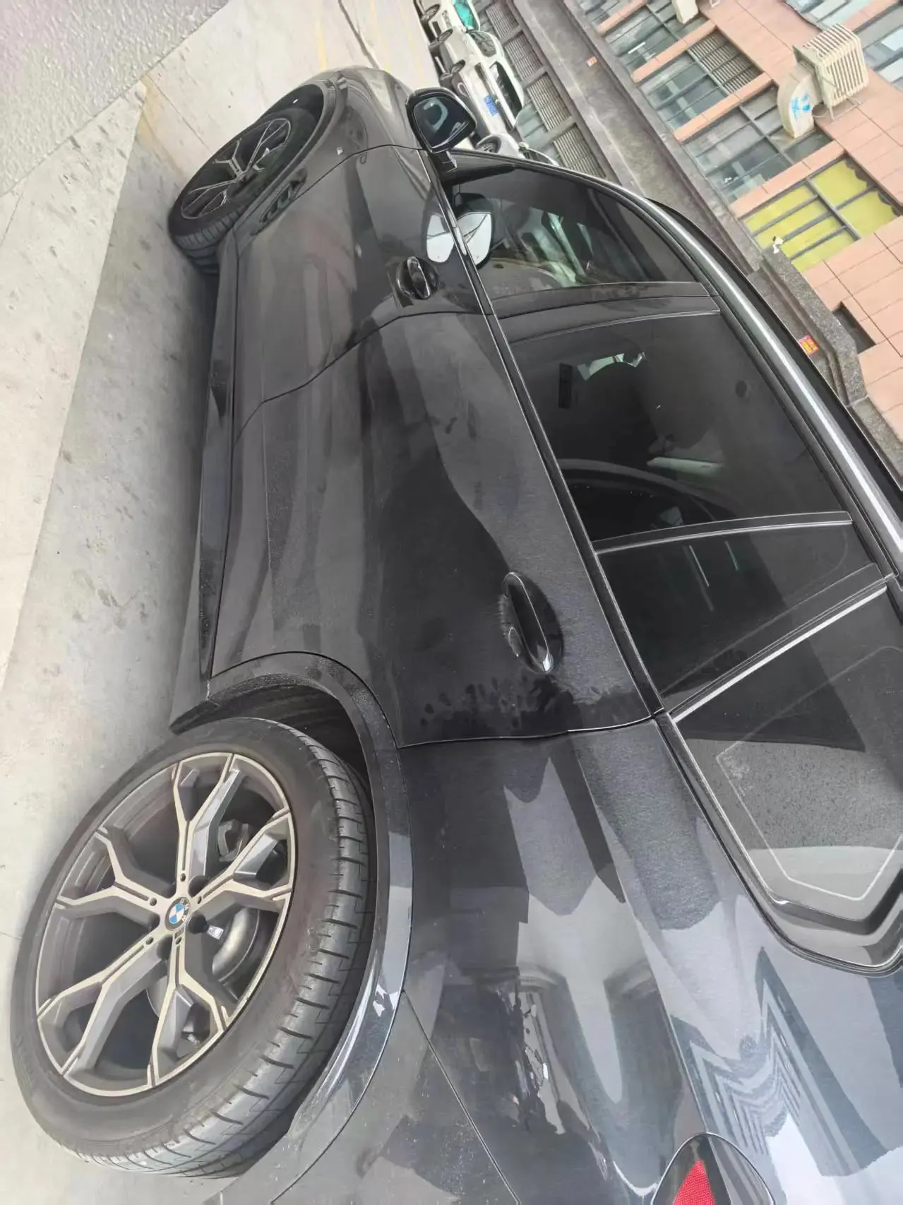 BMW 2023 X5 xDrive30Li 48V 2.0T Luxury Model M Sport Night Edition Automatic 2