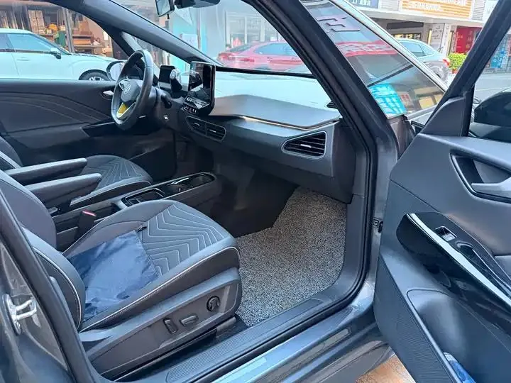Volkswagen ID. 3 2023 Upgraded Pure Smart Edition 10