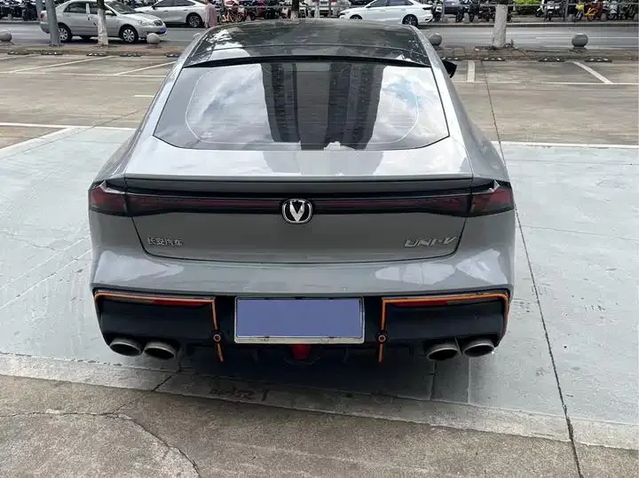 ChangAn UNI-V 2022 1.5T Sports Edition 3