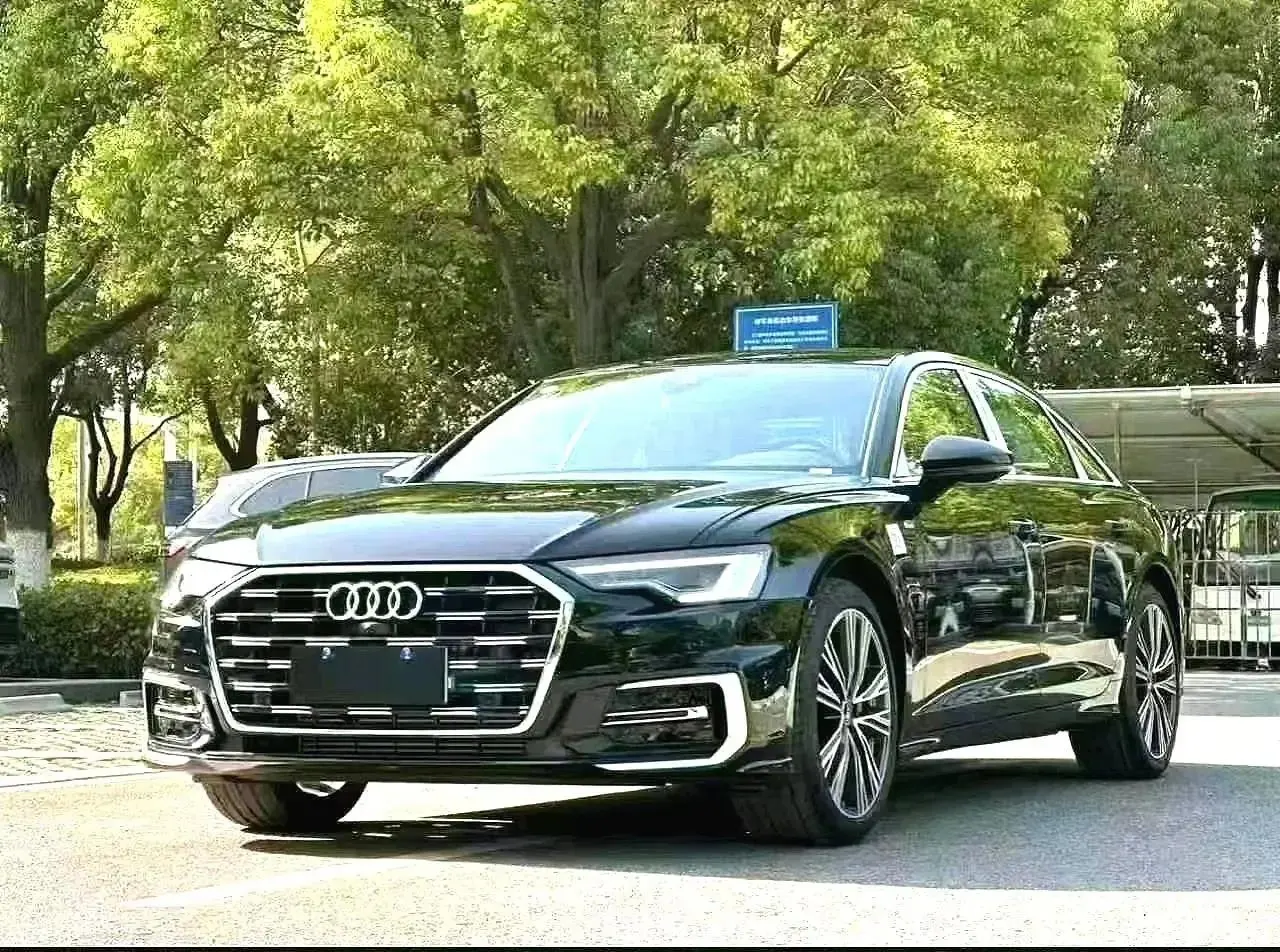 Audi 2026 A6L 2.0TFSI 45TFSI Quattro Selected Dynamic Automatic - View 1