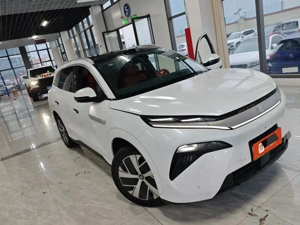 Tang L 2025 DM 200KM four-wheel drive laser Radar flagship 2
