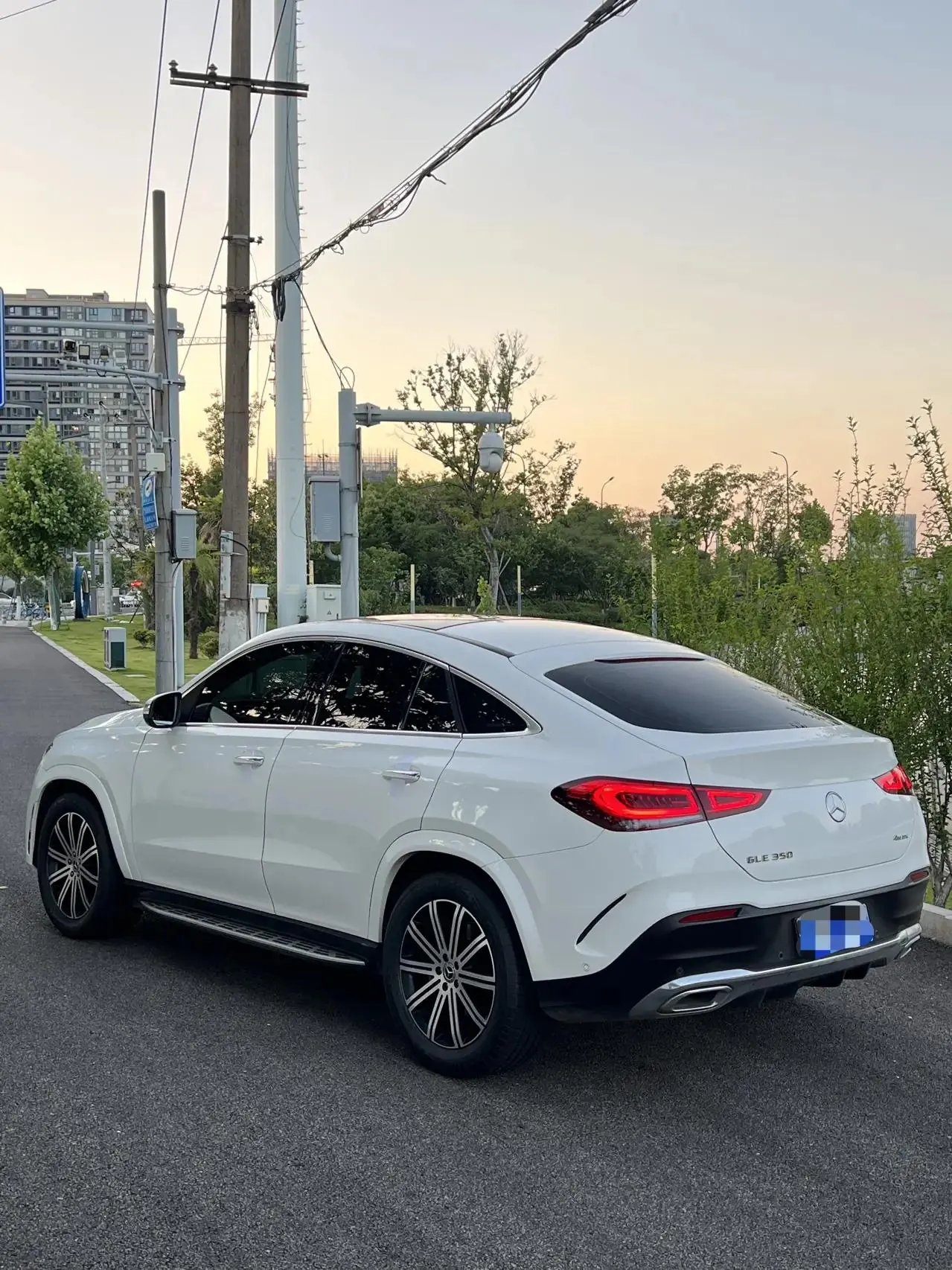 Mercedes Benz GLE Coupe 2022 GLE 350 4MATIC Coupe SUV Fashion 15