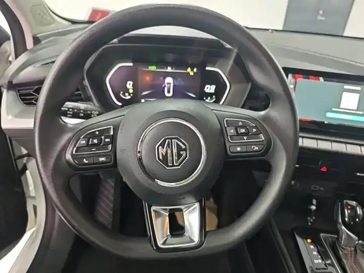 MG5 2021 180DVVT CVT Youth Luxury Edition 11