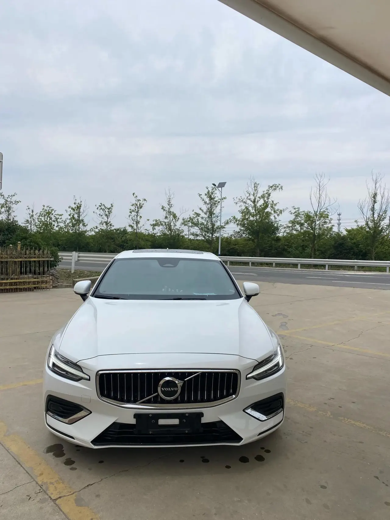 Volvo S60 2025 B4 Zhiyi Deluxe Edition 2