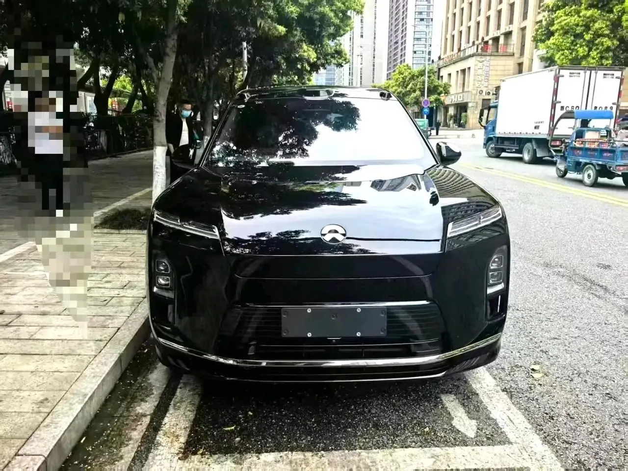 NIO 2026 ES8 6‑Seater Executive Luxury Edition Automatic Transmission 5