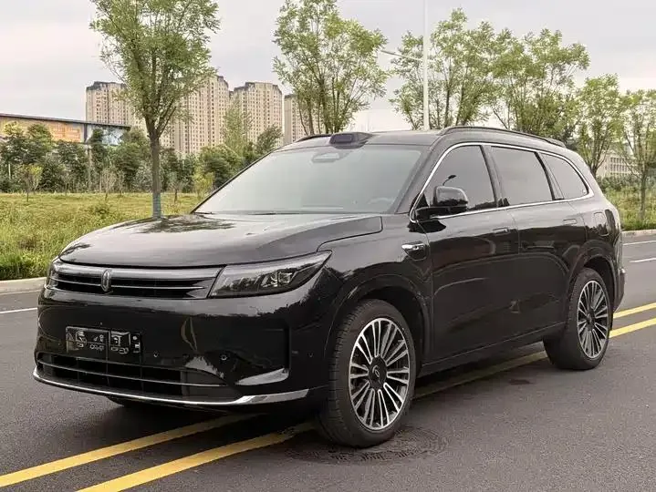 Открыть галерею: AITO M7 2024 1.5T Smart Drive 4-wheel Ultra Edition 5