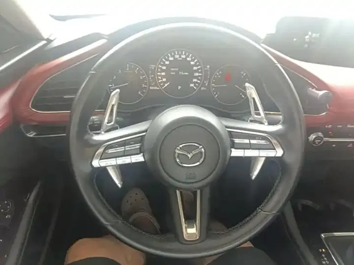 Mazda3 Axela 2021 2.0L Automatic Elegant Edition 11