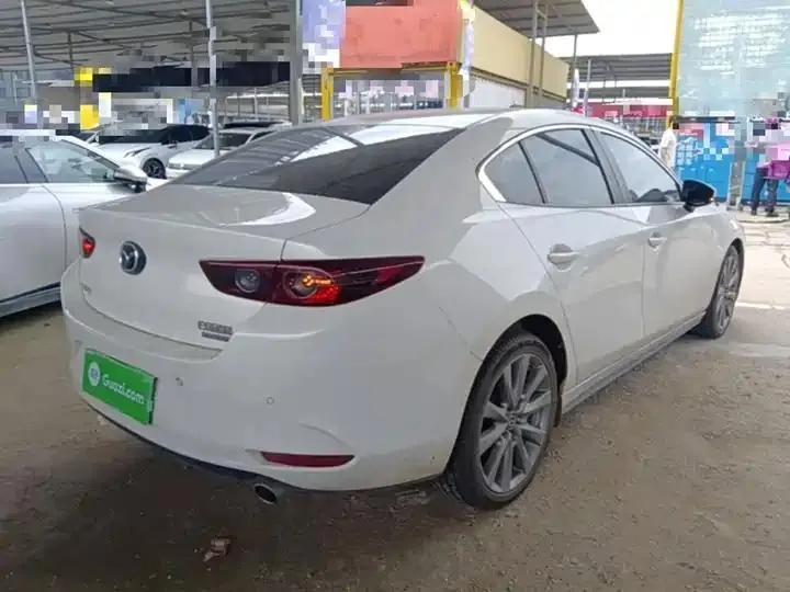 Mazda3 Axela 2021 2.0L Automatic Elegant Edition 7