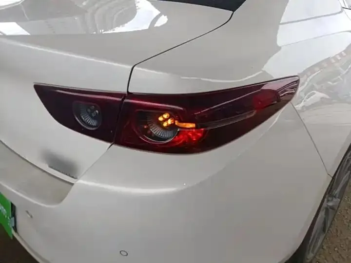 Mazda3 Axela 2021 2.0L Automatic Elegant Edition 8