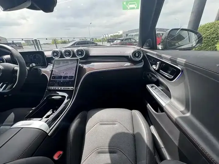 Mercedes Benz Class C AMG New Energy 2024 AMG C 63 S E PERFORMANCE F1 Special Edition 13