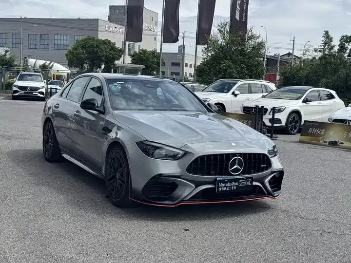 Mercedes Benz Class C AMG New Energy 2024 AMG C 63 S E PERFORMANCE F1 Special Edition 3