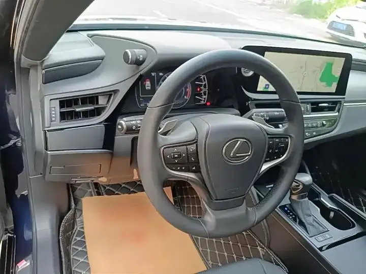 Lexus ES 2022 200 Executive Edition 11