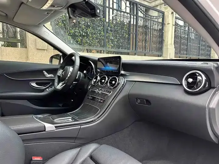 Mercedes Benz C- Class 2021 C 200 L Sporty Version 12