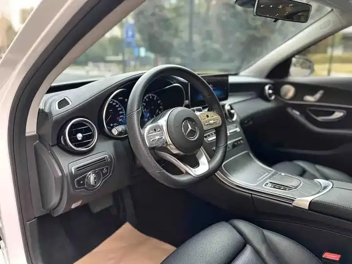 Mercedes Benz C- Class 2021 C 200 L Sporty Version 8