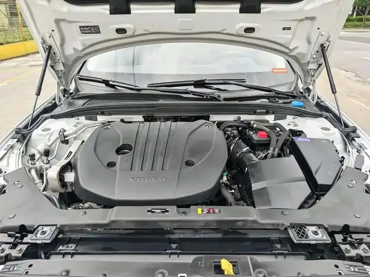 Volvo S60 2022 B4 Intelligent Luxury Edition 14