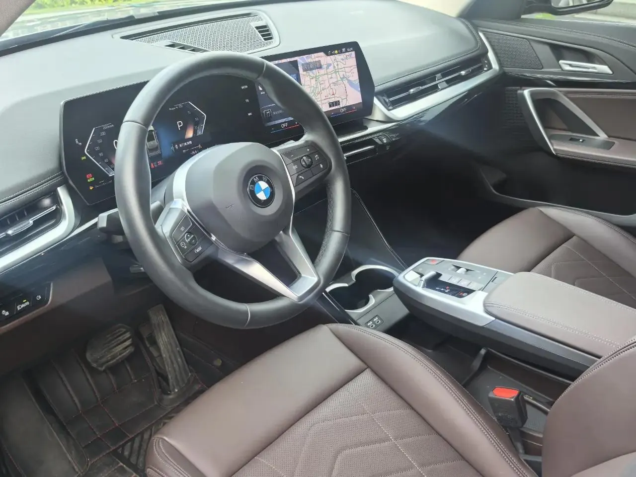 BMW 2023 X1 sDrive20Li 1.5T, Design Package, Automatic Transmission 7
