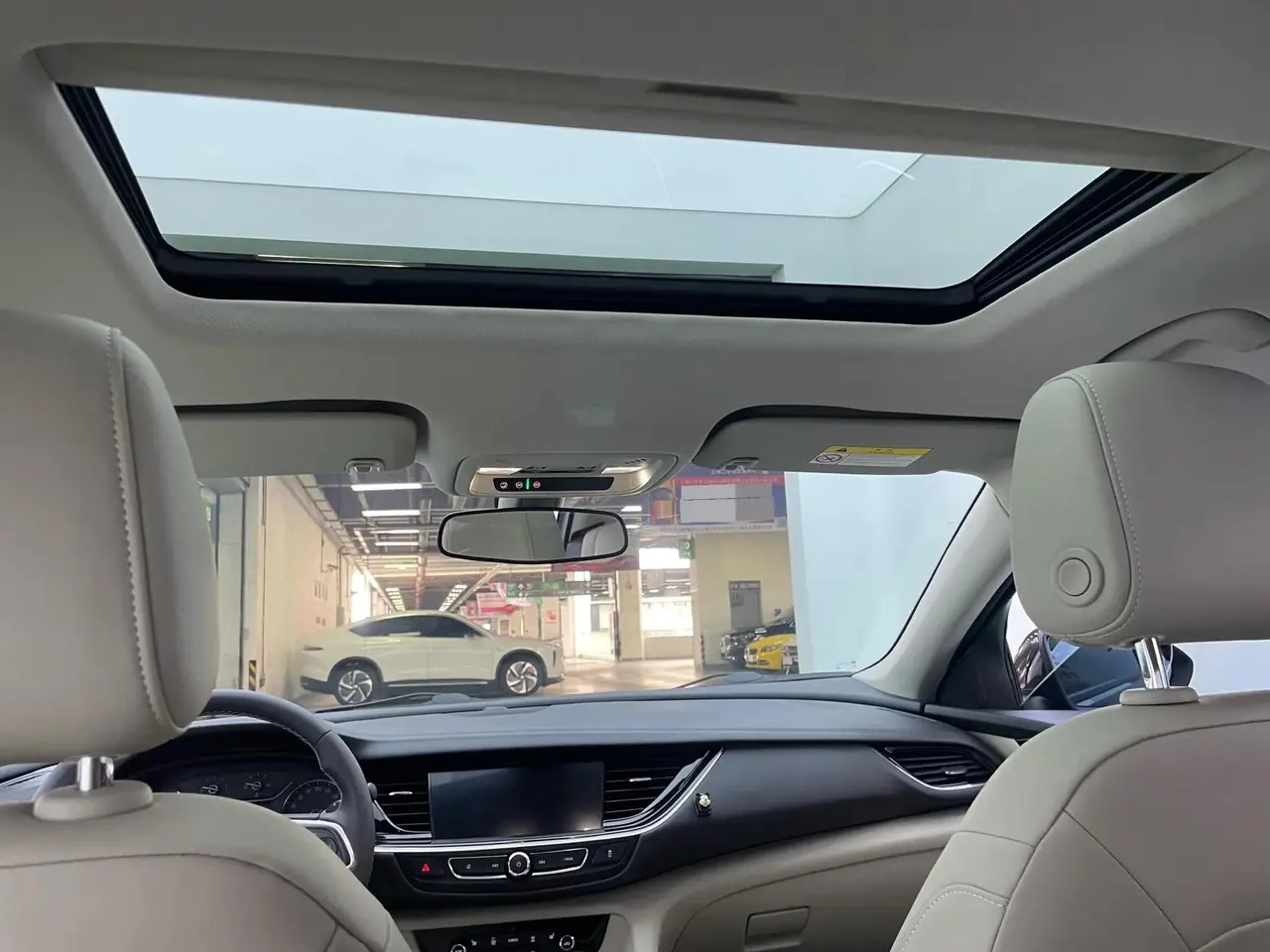 Regal 2021 552T Elite 10
