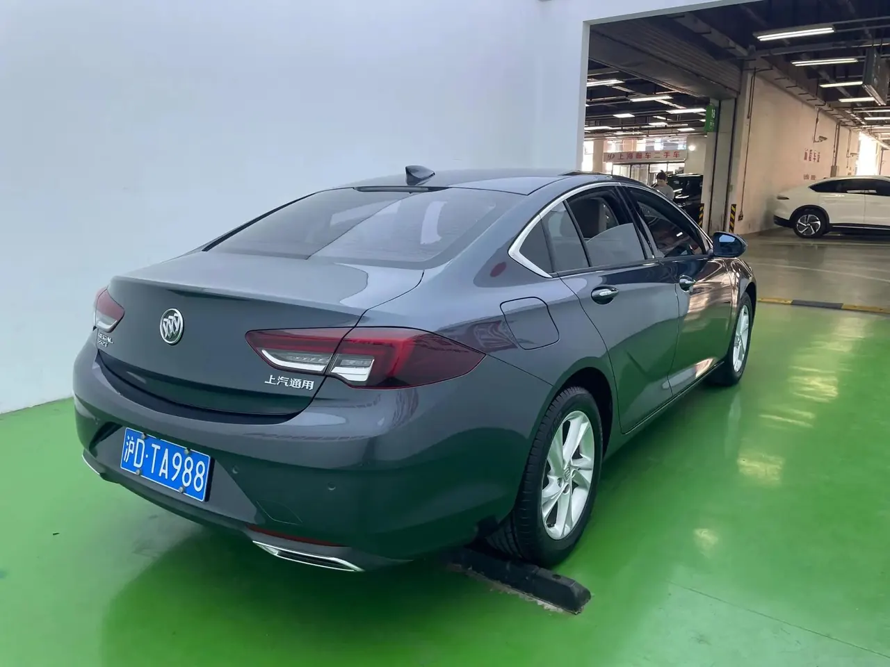 Regal 2021 552T Elite 6