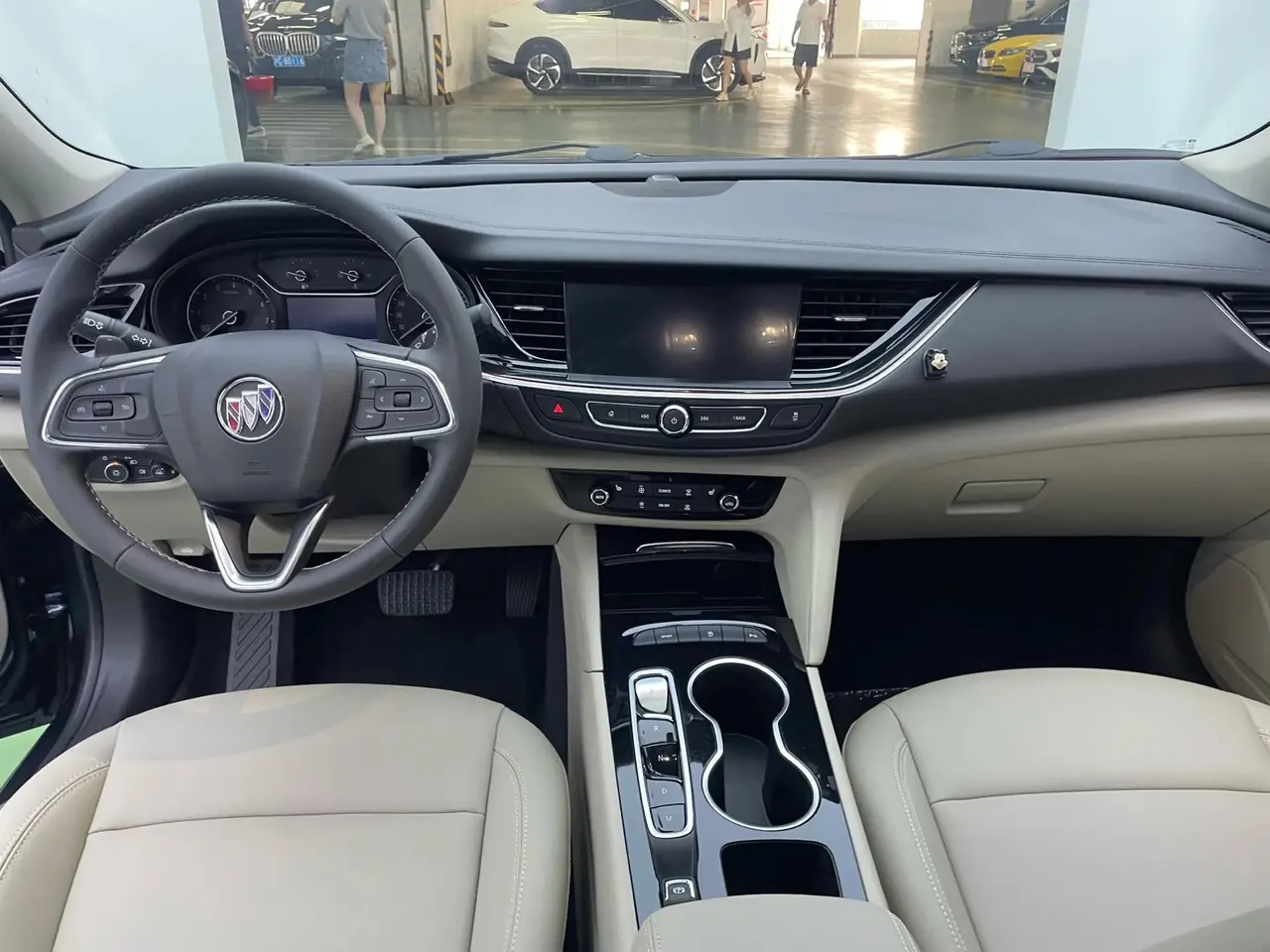 Regal 2021 552T Elite 9