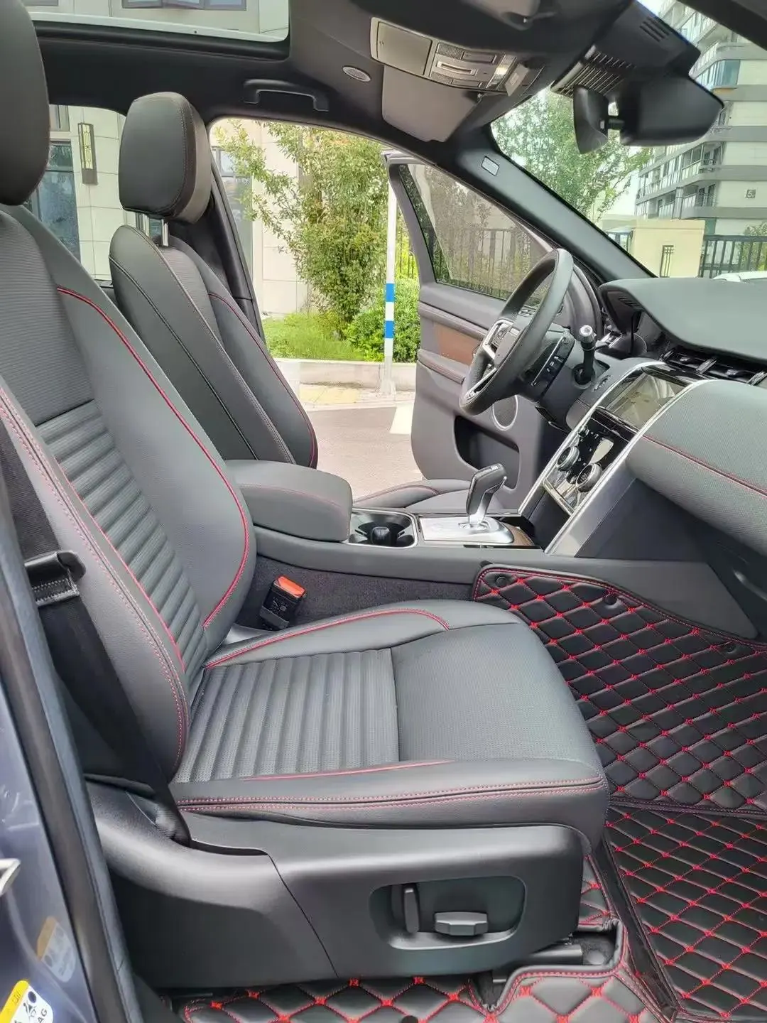 Found sports version 2022 249PS R-Dynamic S performance version 5 6