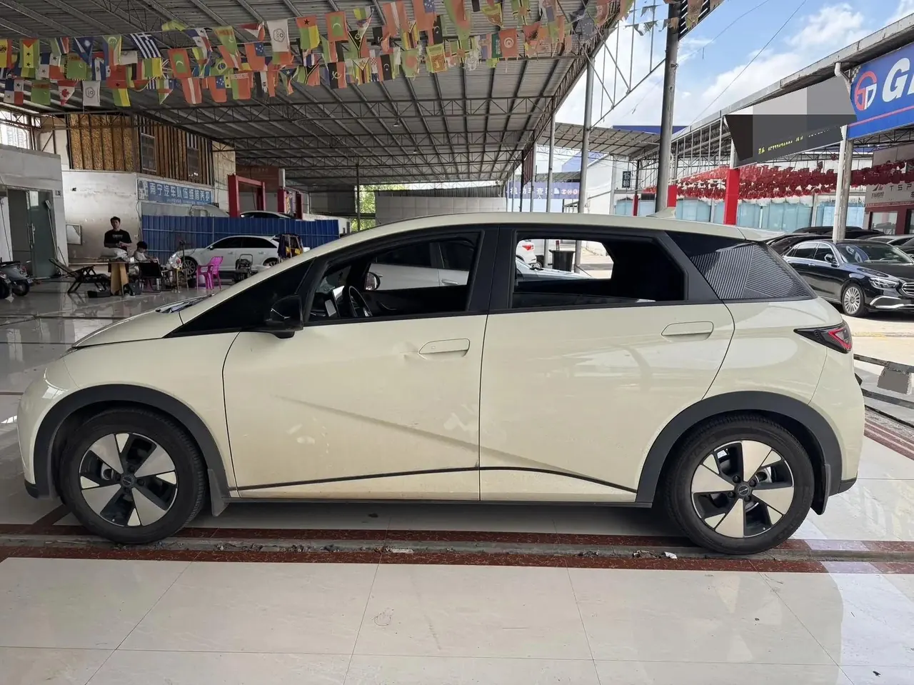 BYD 2023 Dolphin 420km Fashion Edition Automatic 2