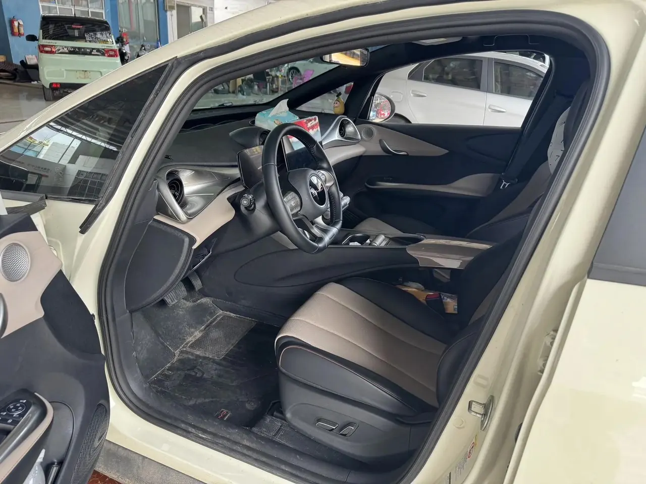 BYD 2023 Dolphin 420km Fashion Edition Automatic 4