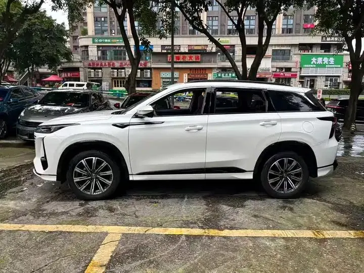 ChangAn CS75 PLUS 2023 3rd Generation 1.5T Auto Honor Model 4