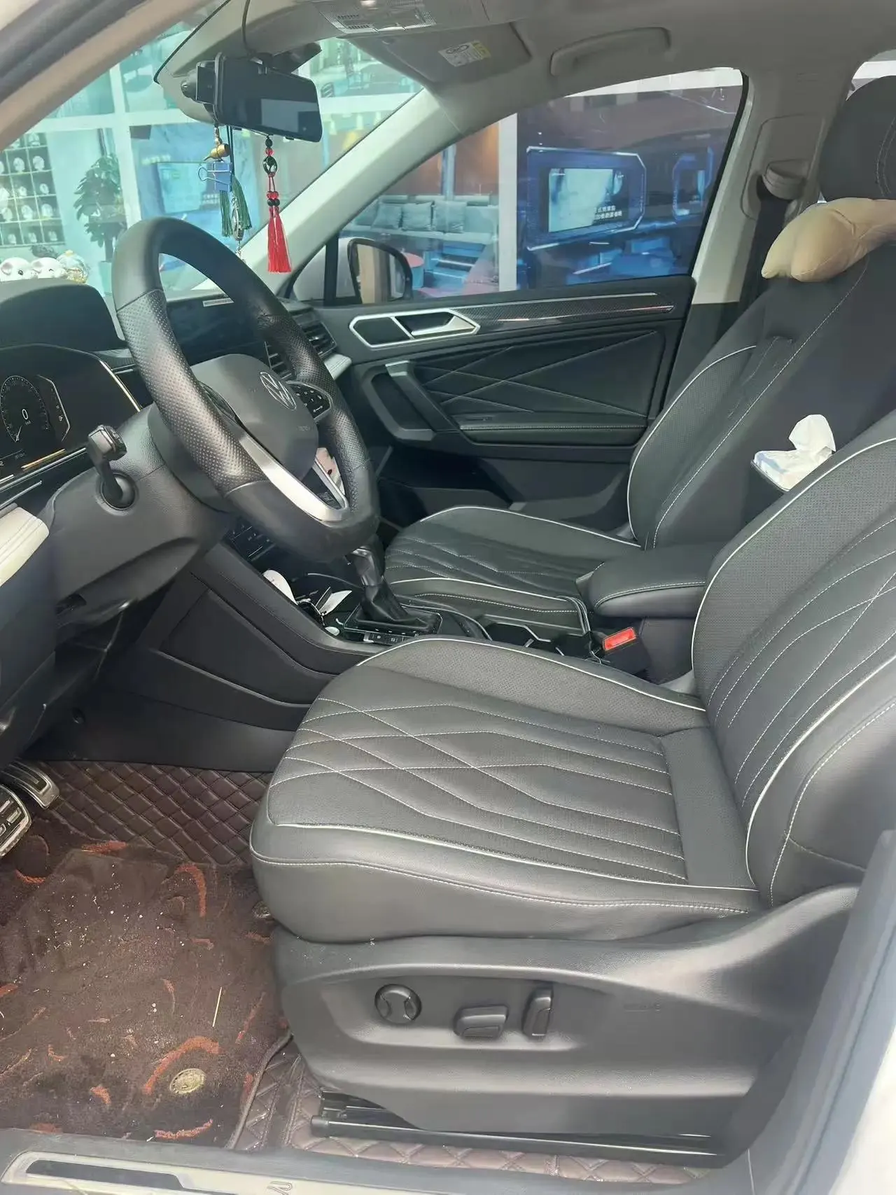 Touareg L 2022, 330 TSI, Automatic, Two‑Wheel Drive, R-Line Luxury Plus Edition 5