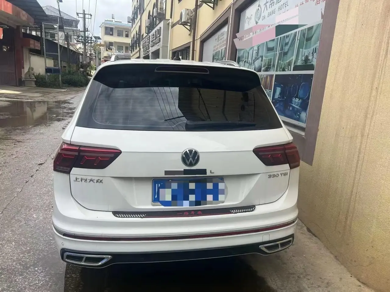 Touareg L 2022, 330 TSI, Automatic, Two‑Wheel Drive, R-Line Luxury Plus Edition 7