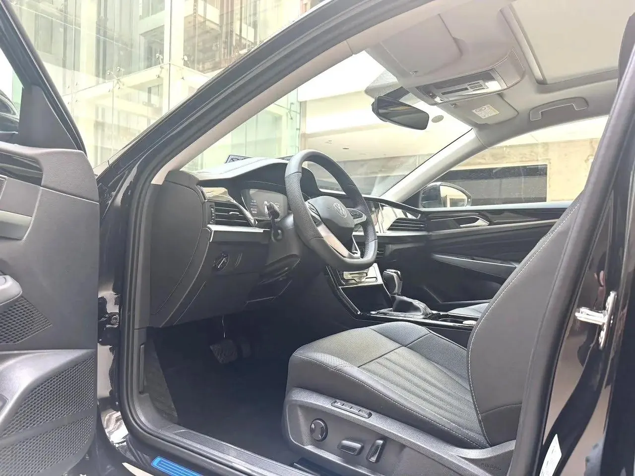 Volkswagen 2024 Passat 2.0TSI 330TSI Elite Edition Automatic 4