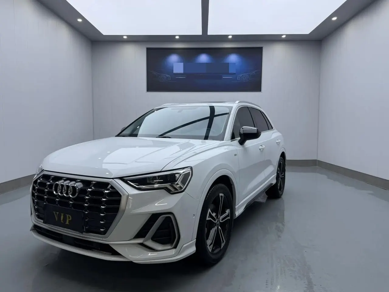 Audi Q3 2022 model 35 TFSI Fashion Dynamic Edition - View 1