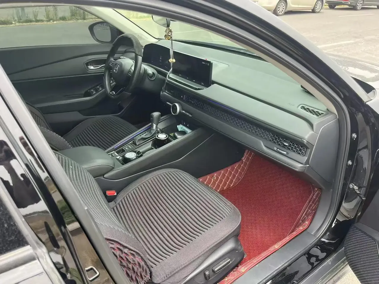 Honda 2025 11th Generation Accord 1.5T Stepless 260TURBO Sports Series Deluxe Automatic Gear 7