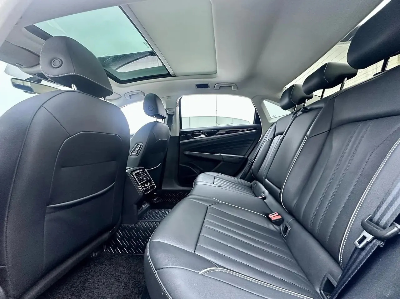 Passat 2021 330TSI Prestige Edition 8
