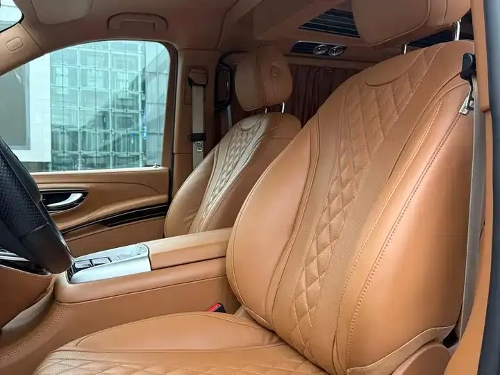 Mercedes Benz V-Class 2022V 260 L Long Wheelbase Deluxe Edition 11