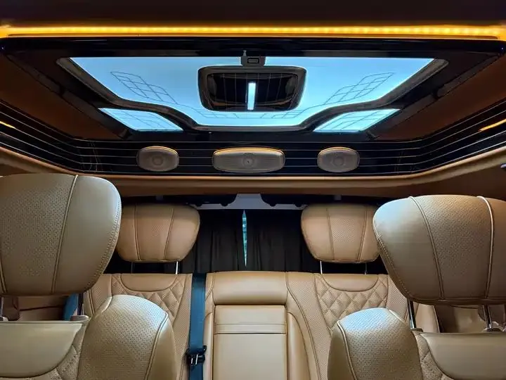 Mercedes Benz V-Class 2022V 260 L Long Wheelbase Deluxe Edition 18