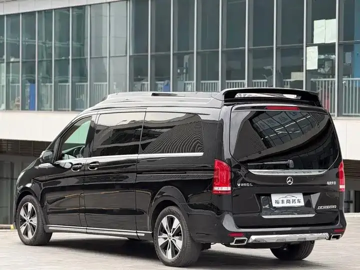 Mercedes Benz V-Class 2022V 260 L Long Wheelbase Deluxe Edition 22