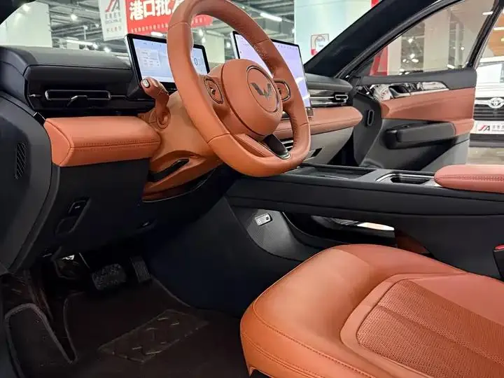 WuLing Starlight 2025 610km Intelligent Flagship 7