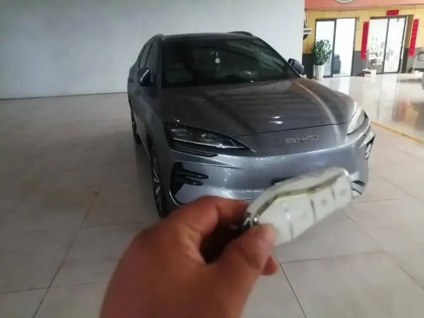 BYD Song PLUS New Energy 2024 Song PLUS EV Glory Edition 520km Luxury Automatic Gear 2