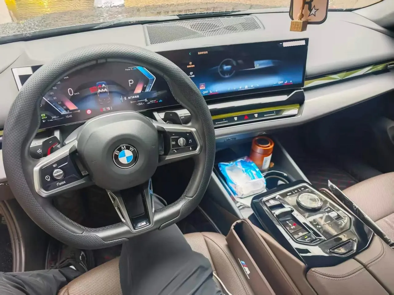 BMW 5 Series 2024 530Li 48V 2.0T Luxury Package, Leading Model, Automatic Transmission 3