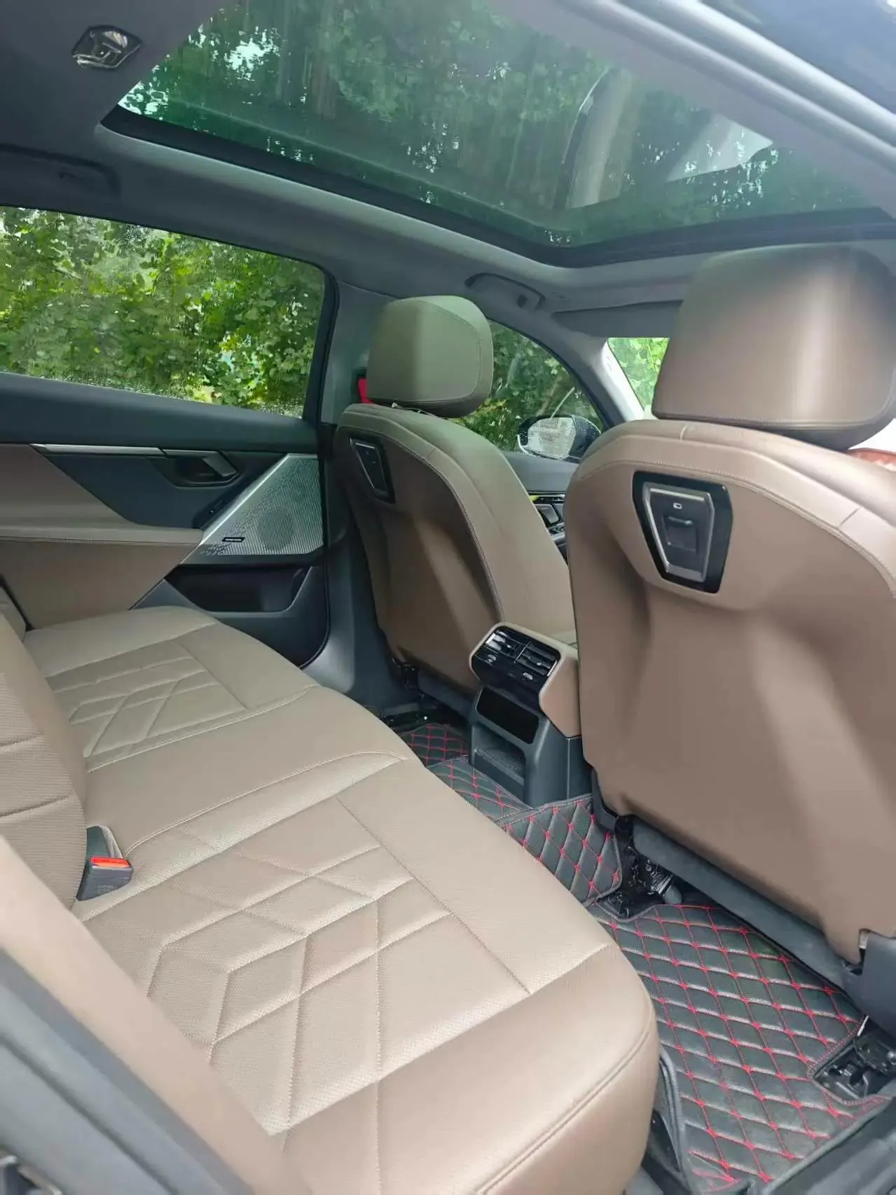 BMW 5 Series 2024 530Li 48V 2.0T Luxury Package, Leading Model, Automatic Transmission 5