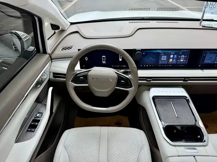 Everyone 2024 Model 605km Alpine Extended Range Version, Seven-Seater 13