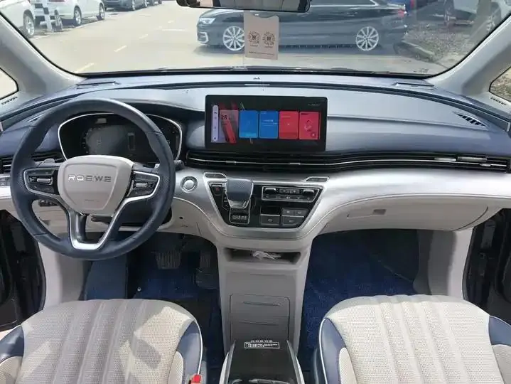 Roewe iMAX8 2022 400TGI Honor Edition 6