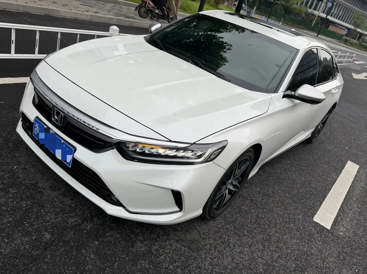 Yingshi Pai 2022 260TURBO Jingyue Edition - View 1