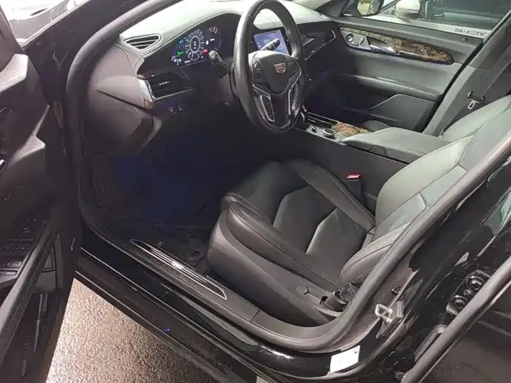 Cadillac CT6 2022 28T Luxury Model 16