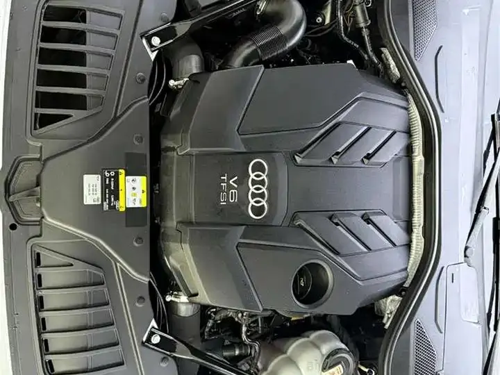 Audi A8 2023 A8L 50 TFSI quattro Selection 12