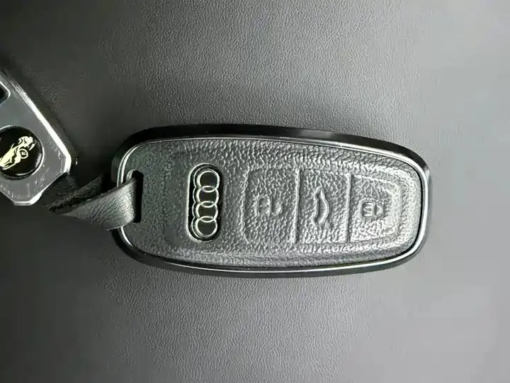 Audi A8 2023 A8L 50 TFSI quattro Selection 28