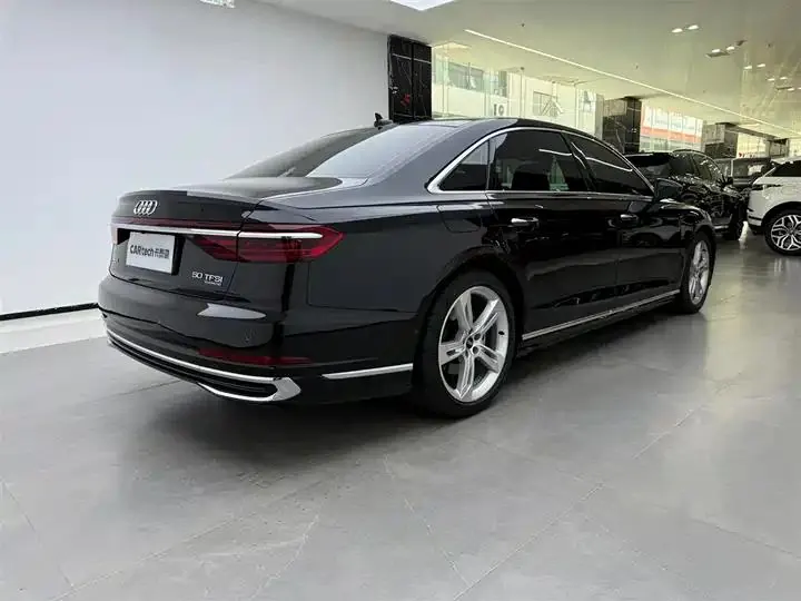 Audi A8 2023 A8L 50 TFSI quattro Selection 5
