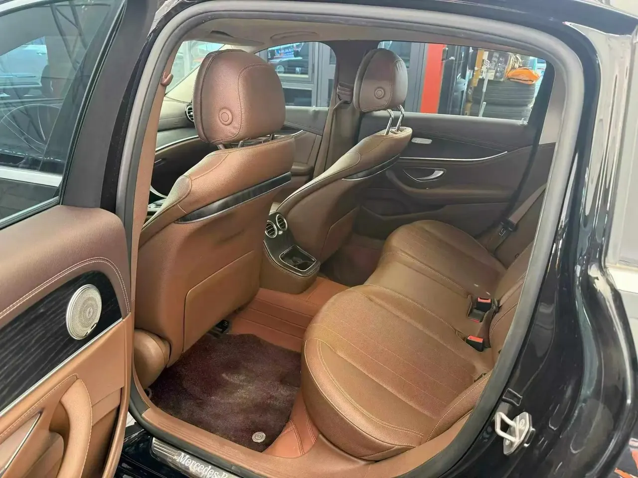 Mercedes Benz E-Class 2022 to E 300 L Sports Fashion 3