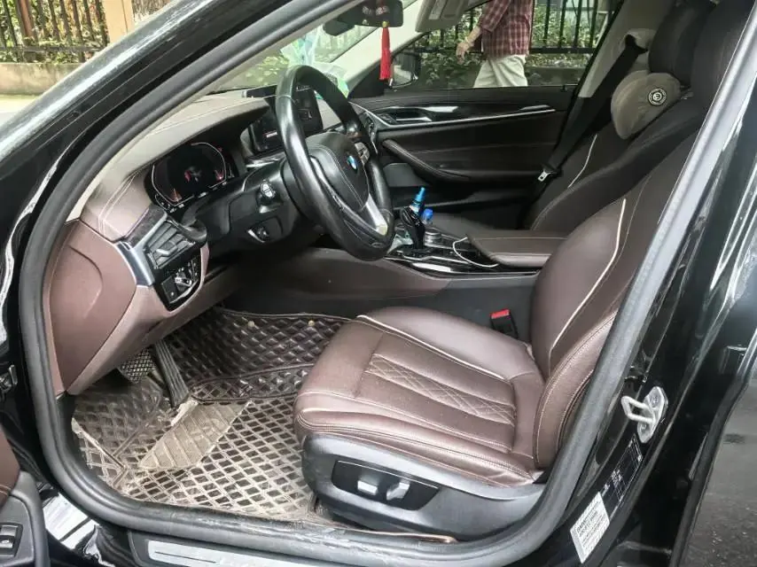 BMW 5 Series 2022 Model Facelift 525Li Luxury Package 6